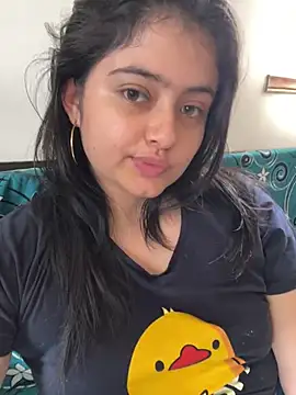 Stephania 18 online show from February 16, 7:49 pm