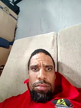 Snapshot of Tigermanboy chatting on October 9, 12:17 pm Tigermanboy online show from October 9, 12:17 pm