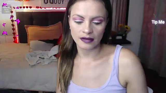 Snapshot of zhoelis_xx chatting on February 27, 12:03 am zhoelis xx online show from February 27, 12:03 am