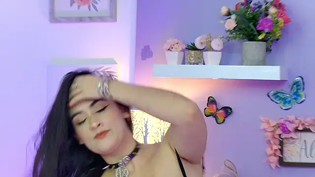 Snapshot of ChloeRem chatting on November 6, 11:53 pm ChloeRem online show from November 6, 11:53 pm