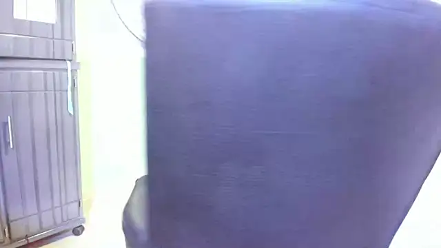 Snapshot of 1julianasalazar chatting on March 12, 2:30 am 1julianasalazar online show from March 12, 2:30 am