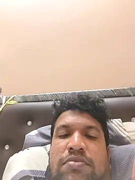 Snapshot of vini1754 chatting on October 24, 7:57 pm vini1754 online show from October 24, 7:57 pm