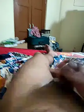 Snapshot of vini1754 chatting on January 29, 5:13 pm vini1754 online show from January 29, 5:13 pm