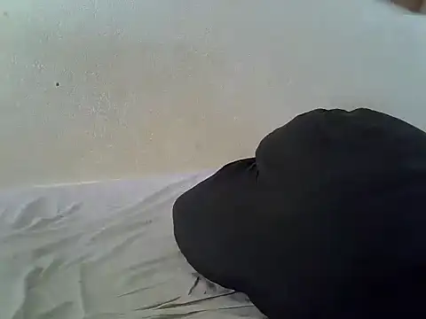 SpicyPetite online show from December 18, 7:24 am