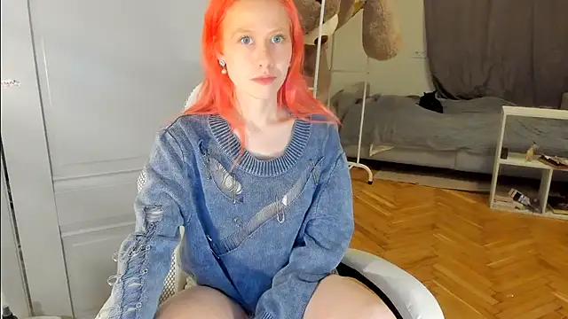Snapshot of Silly__Milly chatting on February 14, 3:15 pm Silly  Milly online show from February 14, 3:15 pm