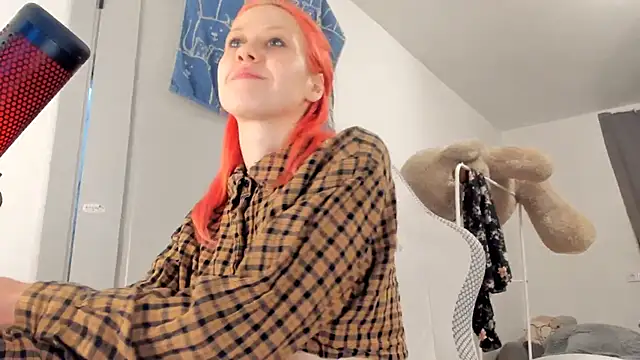 Snapshot of Silly__Milly chatting on February 2, 2:56 pm Silly  Milly online show from February 2, 2:56 pm