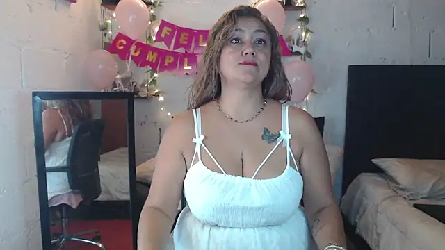 missrosario stepmoan online show from March 25, 4:28 pm