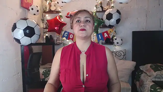 missrosario stepmoan online show from June 21, 3:40 pm