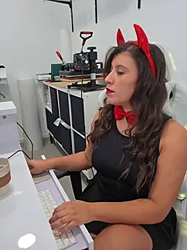 GatitaXD27 online show from November 1, 10:31 am