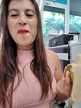 GatitaXD27 online show from September 9, 8:35 am