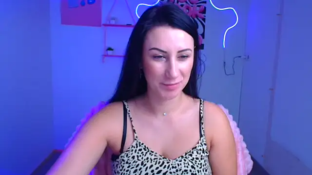 Snapshot of Loren_Moa chatting on November 2, 6:40 am Loren Moa online show from November 2, 6:40 am