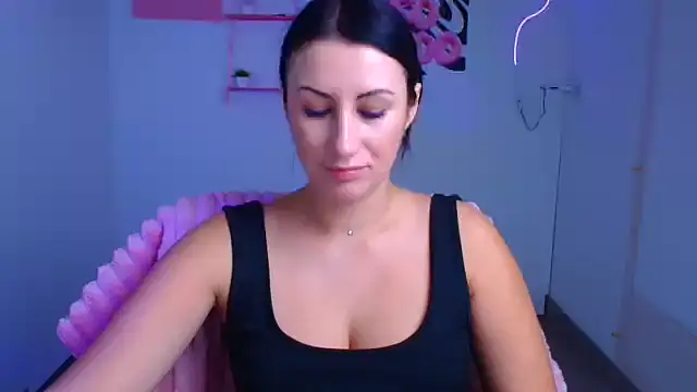 Snapshot of Loren_Moa chatting on October 24, 11:53 am Loren Moa online show from October 24, 11:53 am