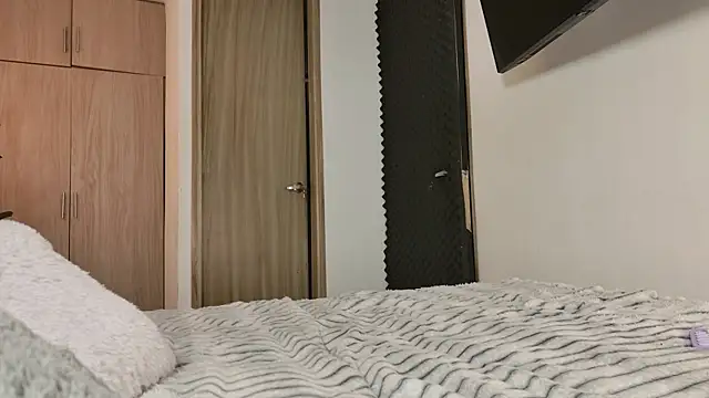 Snapshot of lady_ni_ chatting on October 11, 1:01 pm lady ni online show from October 11, 1:01 pm