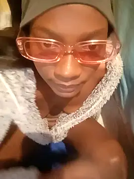 barehunny online show from May 17, 5:57 pm