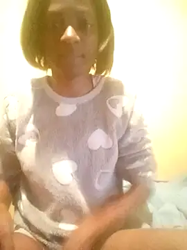 barehunny online show from July 14, 8:48 pm