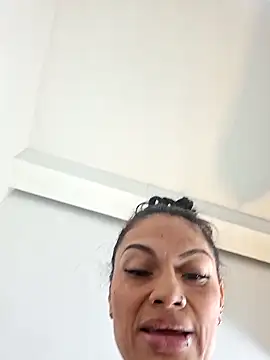 Amelie hills02 online show from February 7, 1:41 pm