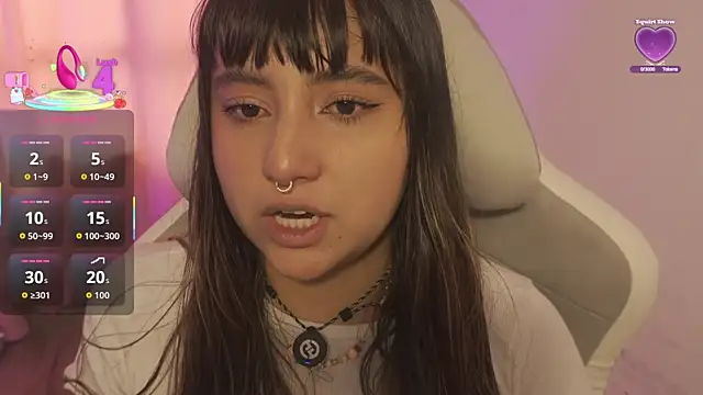 Snapshot of emitaa17228o chatting on December 1, 7:04 pm emitaa17228o online show from December 1, 7:04 pm