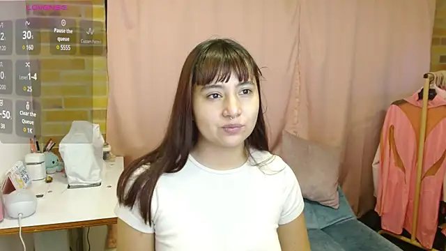 emitaa17228o online show from December 22, 9:20 pm