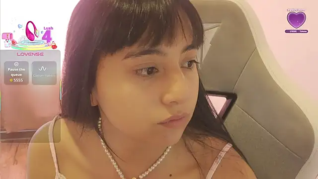 emitaa17228o online show from June 2, 9:15 pm