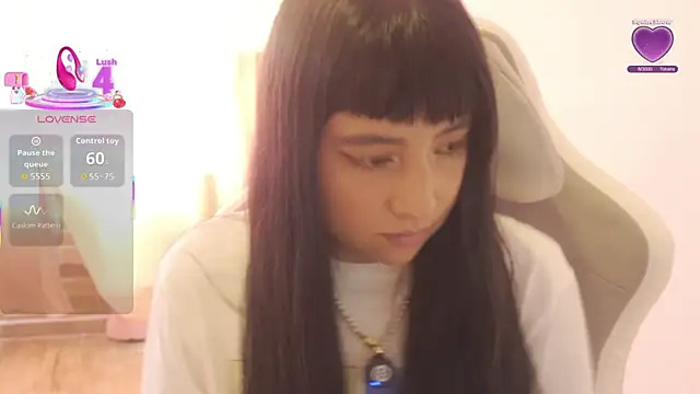 emitaa17228o online show from March 30, 7:04 pm