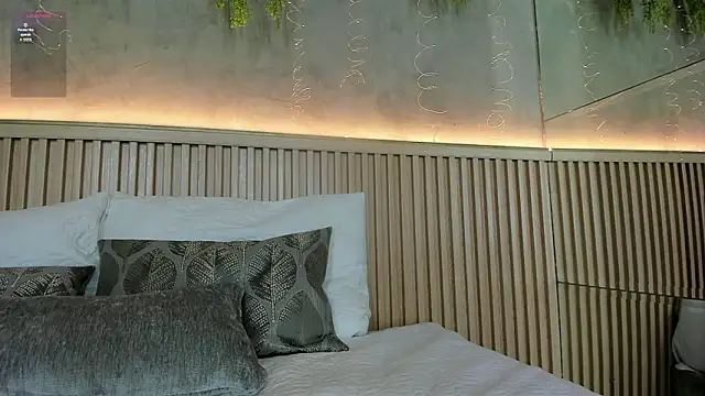 Lana Lann online show from March 4, 12:35 pm