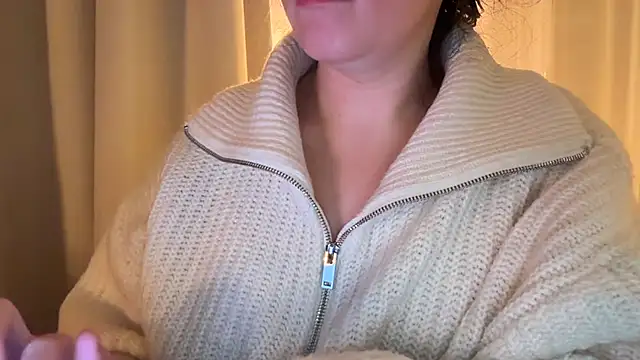 Snapshot of Sandysecret chatting on December 15, 7:52 pm Sandysecret online show from December 15, 7:52 pm