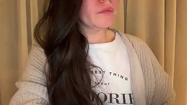 Snapshot of Sandysecret chatting on February 16, 9:13 pm Sandysecret online show from February 16, 9:13 pm