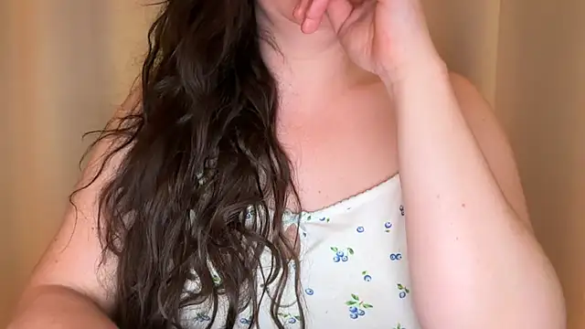 Sandysecret online show from June 23, 8:40 pm