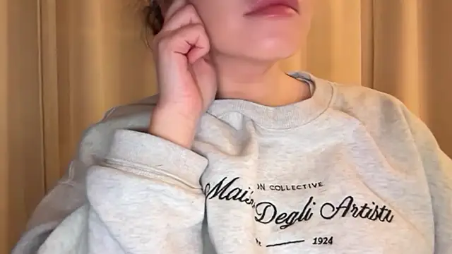 Snapshot of Sandysecret chatting on January 14, 9:40 pm Sandysecret online show from January 14, 9:40 pm