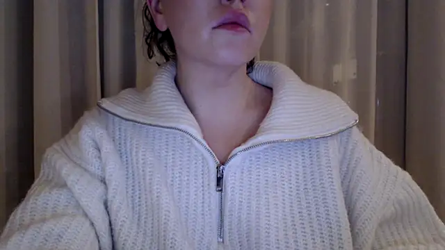 Snapshot of Sandysecret chatting on March 13, 8:22 pm Sandysecret online show from March 13, 8:22 pm