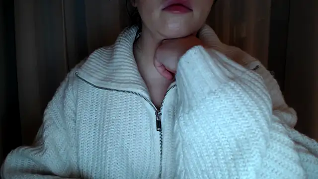 Snapshot of Sandysecret chatting on March 2, 8:46 pm Sandysecret online show from March 2, 8:46 pm