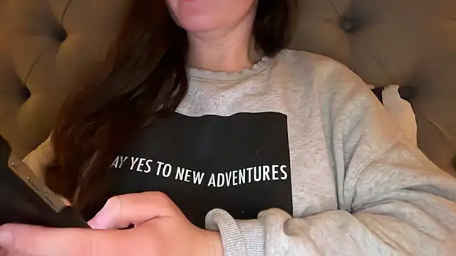 Snapshot of Sandysecret chatting on February 19, 9:12 pm Sandysecret online show from February 19, 9:12 pm