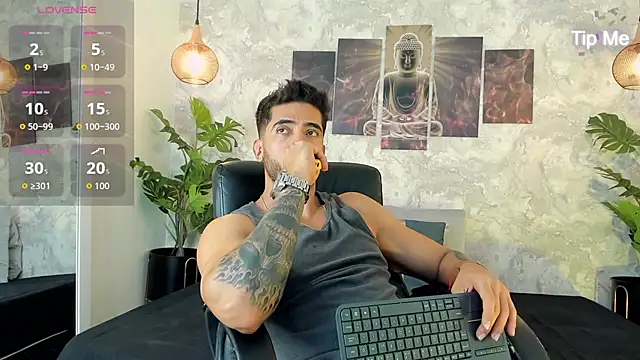 Snapshot of Nate_franco chatting on October 23, 2:32 am Nate franco online show from October 23, 2:32 am