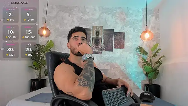 Snapshot of Nate_franco chatting on January 6, 2:37 am Nate franco online show from January 6, 2:37 am