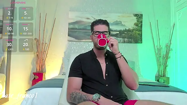 Snapshot of Nate_franco chatting on February 28, 9:55 pm Nate franco online show from February 28, 9:55 pm