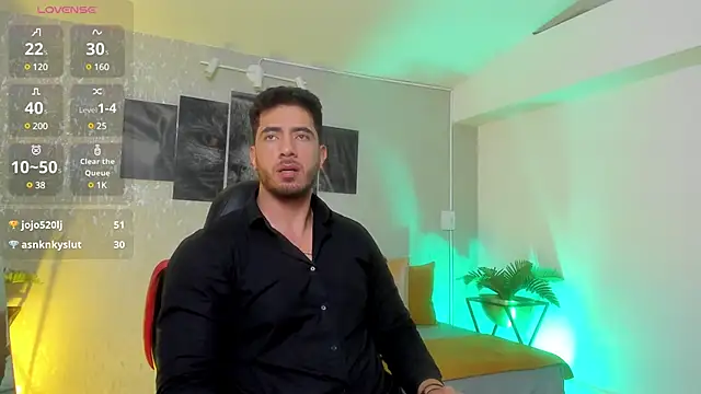 Snapshot of Nate_franco chatting on February 27, 9:29 am Nate franco online show from February 27, 9:29 am