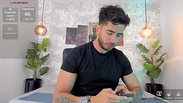 Snapshot of Nate_franco chatting on January 9, 4:08 am Nate franco online show from January 9, 4:08 am