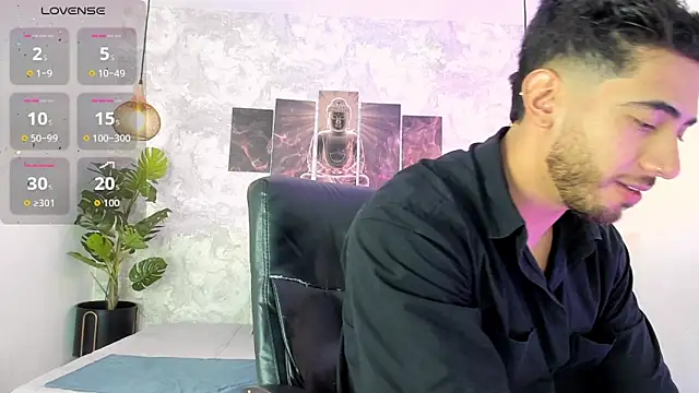 Snapshot of Nate_franco chatting on January 11, 5:36 am Nate franco online show from January 11, 5:36 am