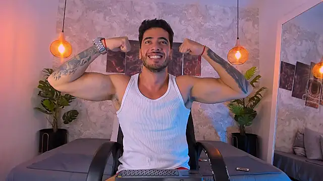 Snapshot of Nate_franco chatting on December 20, 4:26 am Nate franco online show from December 20, 4:26 am