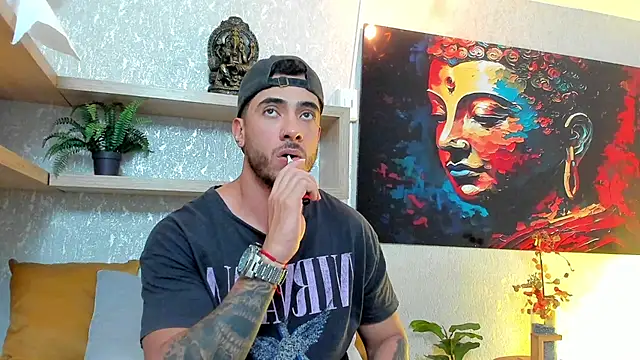 Snapshot of Nate_franco chatting on December 18, 4:06 am Nate franco online show from December 18, 4:06 am