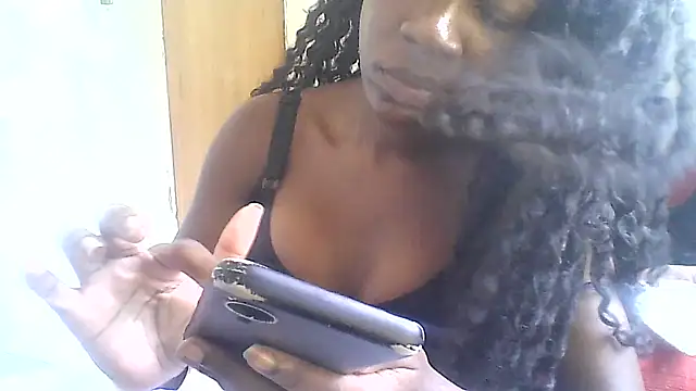 Snapshot of ninfetalopes chatting on February 10, 2:48 pm ninfetalopes online show from February 10, 2:48 pm