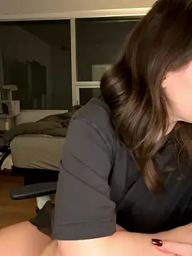 nerdynina online show from January 11, 12:50 am