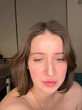 nerdynina online show from January 3, 4:33 am