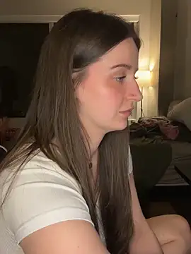 nerdynina online show from April 1, 12:02 am