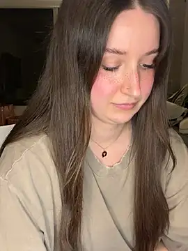 nerdynina online show from March 11, 2:49 am