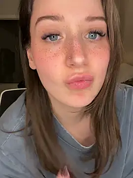 nerdynina online show from January 10, 12:17 am