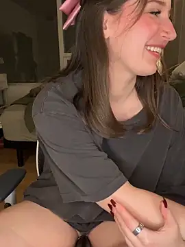 nerdynina online show from January 14, 12:36 am