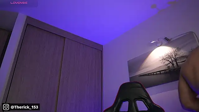 Snapshot of Rick__Smith153 chatting on November 26, 2:11 am Rick Smith153 online show from November 26, 2:11 am