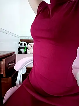    Erin    online show from October 4, 3:41 am