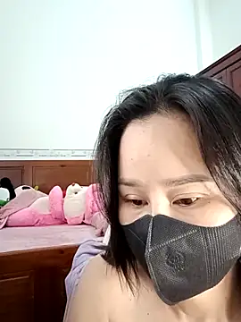    Erin    online show from March 28, 2:34 am